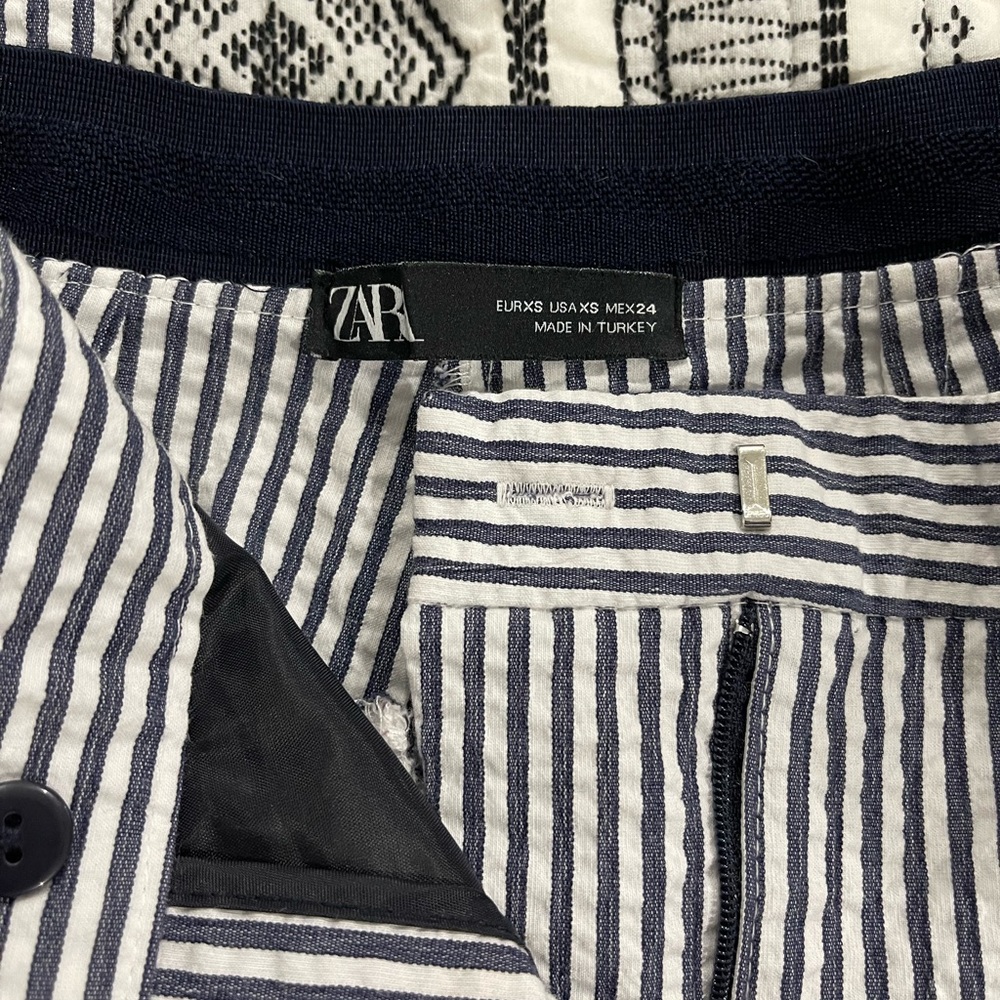 Stripped Zara trousers XS